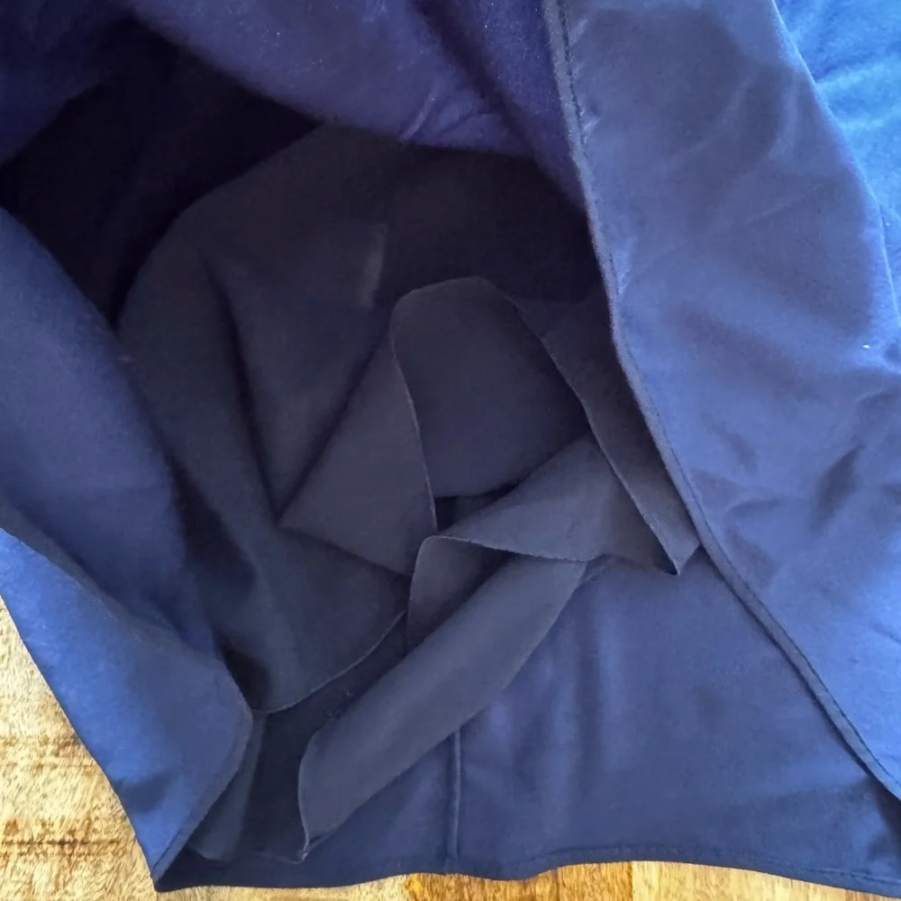 Calvin Klein Collection 95% silk 5 % elastane Made in Italy Navy Blue Dress EUC - Picture 3 of 7